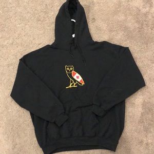 Men’s Medium OVO hoodie